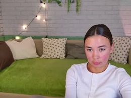 _bella_coy
