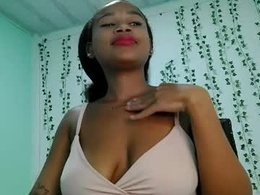 akemy_saunderz
