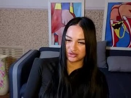 amina_yangelkis
