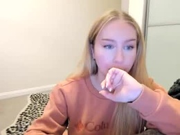ava_james1