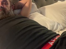bearded_tatted_dad