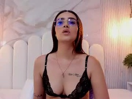 bella_greyss