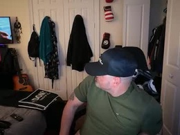 bi_militaryman69