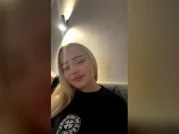 blonde8888