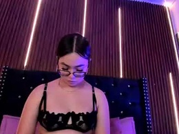 charlotte_skyy_