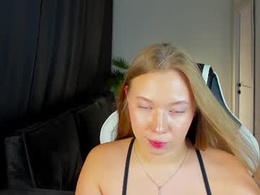 coral1ne_clark