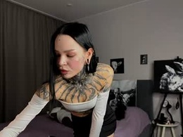 darkemily0220