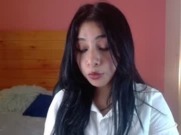 emi_kiss_xx