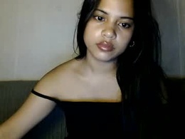 farrah_mae