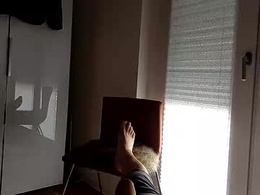 feet235904