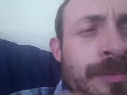 hornyrabbiteben