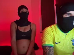 latinocouplemask