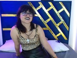 luna_velvett1
