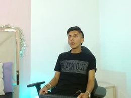 majo_tay1