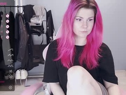 makelovenotwarbitchess