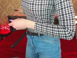 mia_burka