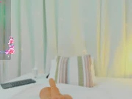 miaebony__