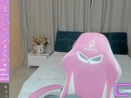 mila_vogue