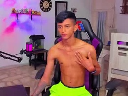 nick_greey