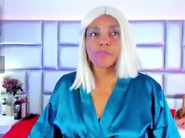 ninaniicole