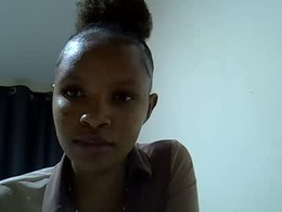 petite_melinda