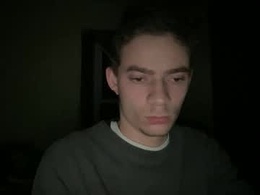 singlemanneedsagirlfriend