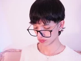 suki_doll