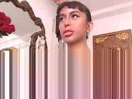 unhollysanyathompson