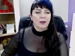 velvet_gloria